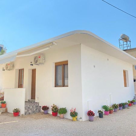 Rentrooms Geni Εξαμίλιο Εξωτερικό φωτογραφία