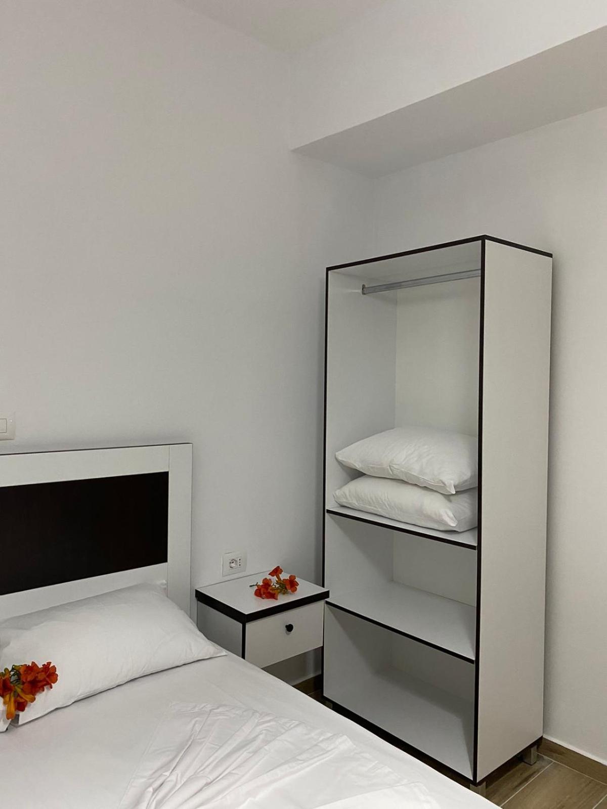 Rentrooms Geni Εξαμίλιο Εξωτερικό φωτογραφία