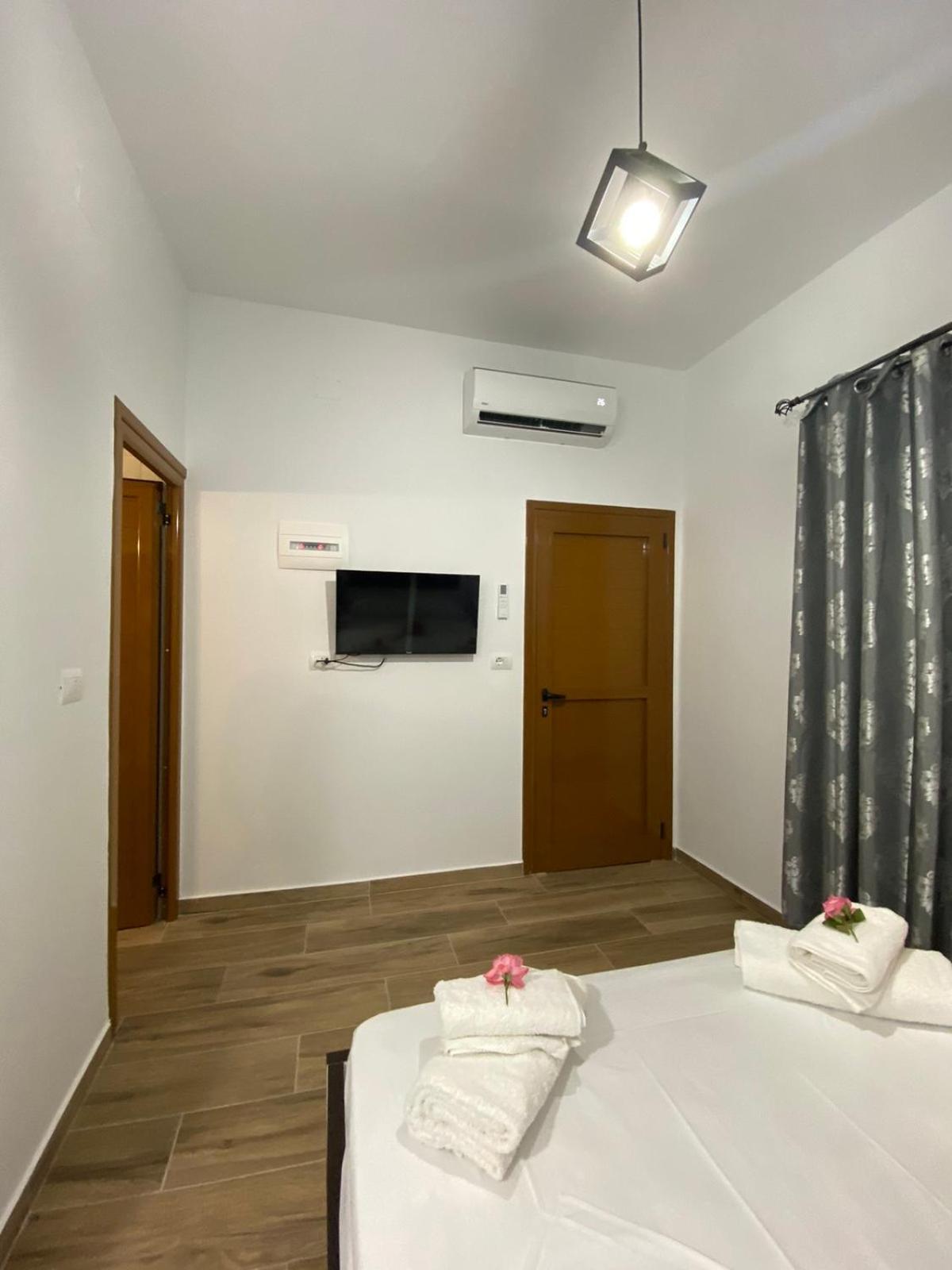 Rentrooms Geni Εξαμίλιο Εξωτερικό φωτογραφία