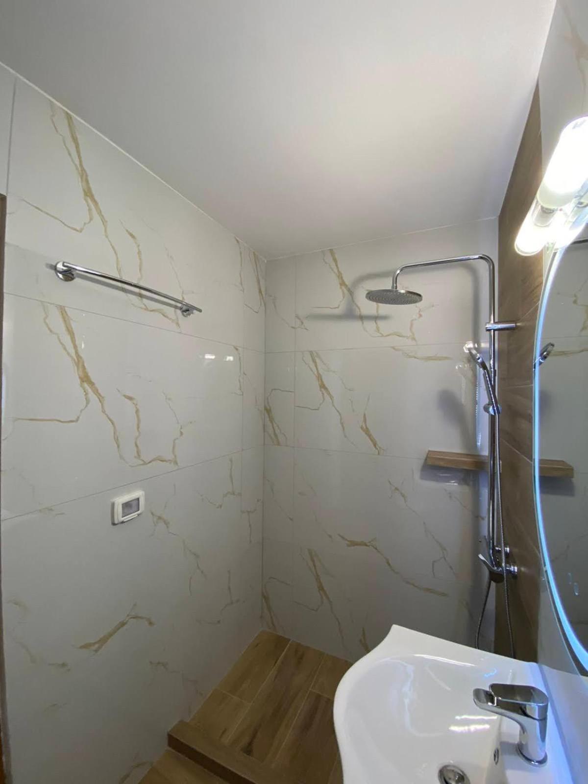 Rentrooms Geni Εξαμίλιο Εξωτερικό φωτογραφία