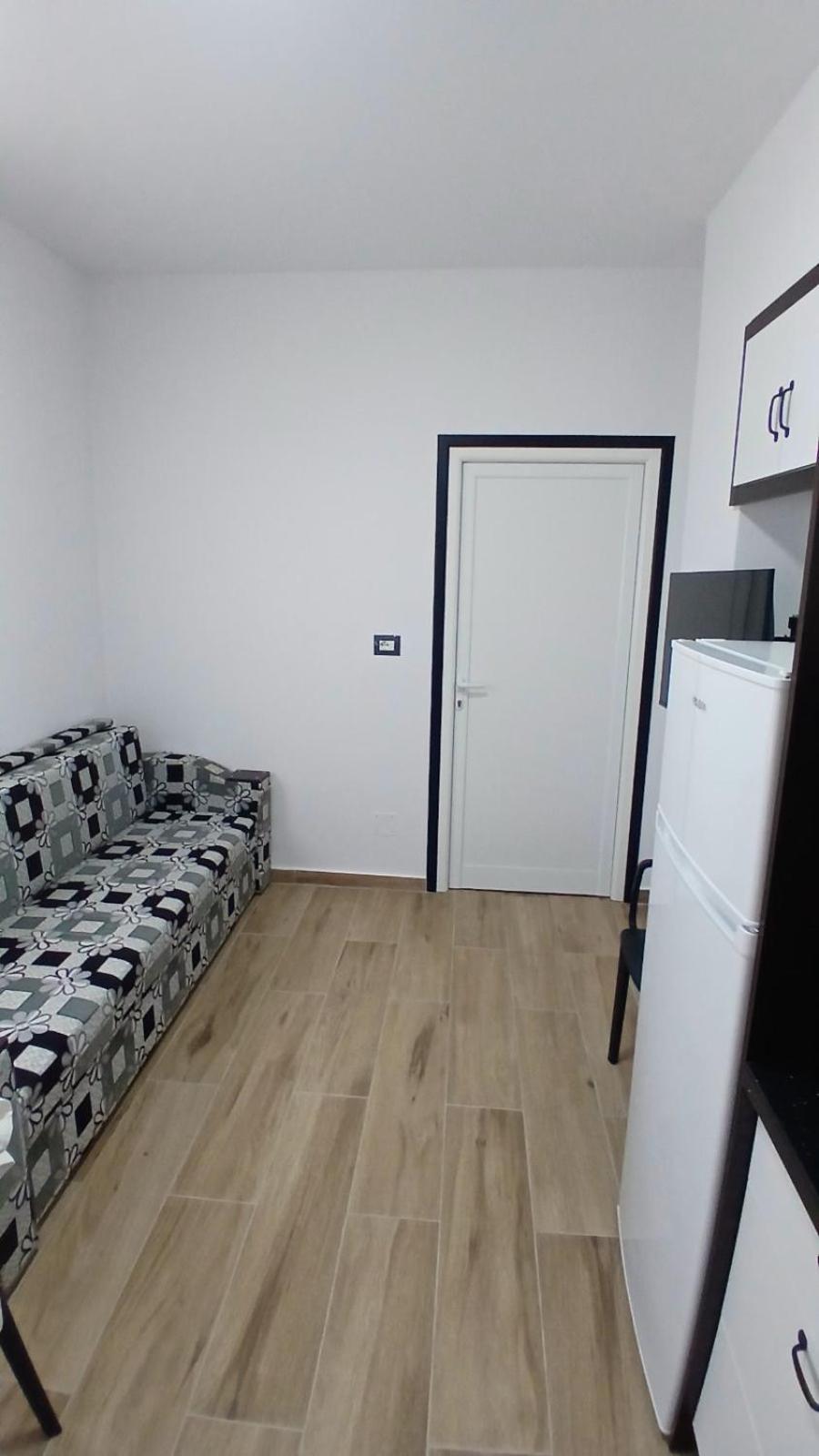 Rentrooms Geni Εξαμίλιο Εξωτερικό φωτογραφία